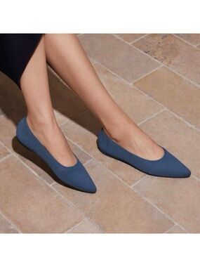 Vivaia Aria Pointed Toe Flat in Denim Blue 38.5